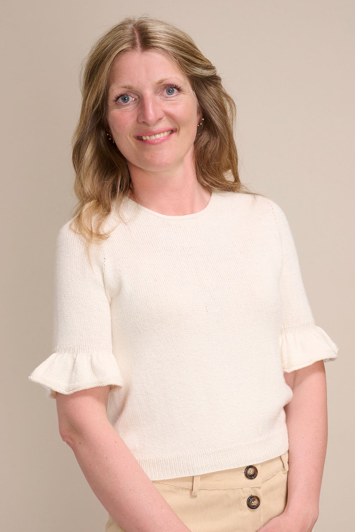 Leonora tee