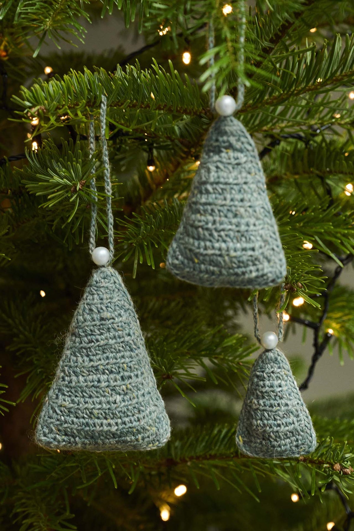 Weihnachtsbäume zum Aufhängen