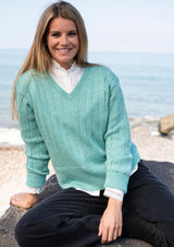 Pullover mit vertikalen hohlen Reihen