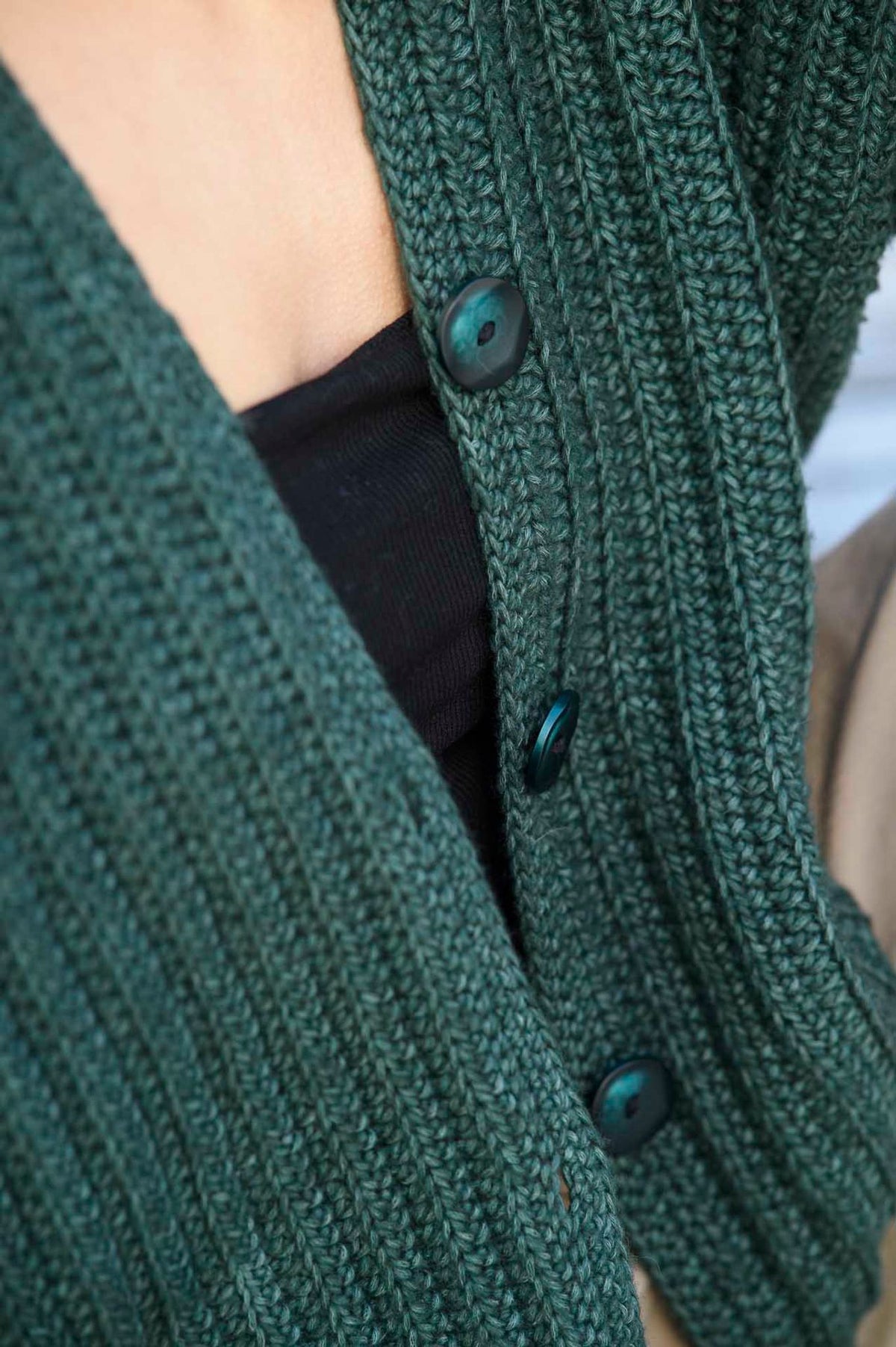 Embla Cardigan (Gehäkelt)