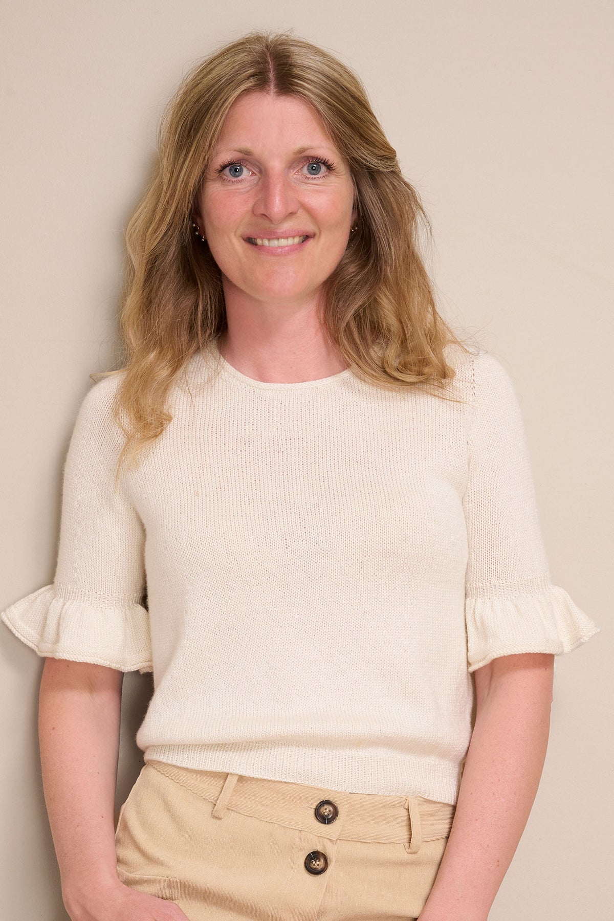 Leonora tee