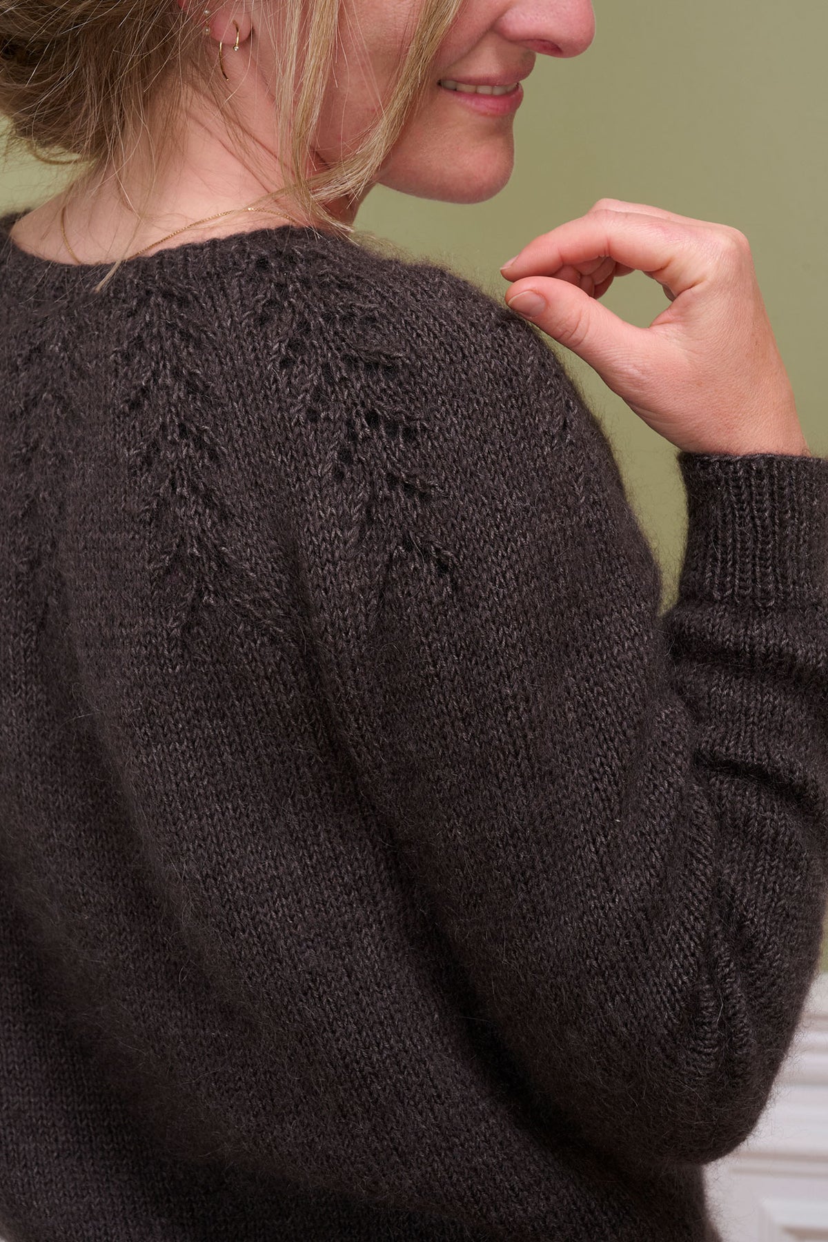 io cardigan
