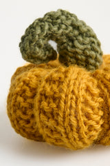 Gestrickte Kürbisse