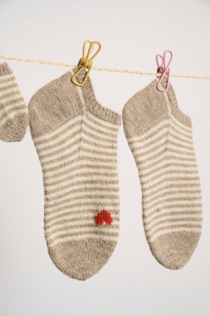 FRS4 Sneaker-Socken 'Ringelherz' Anleitung