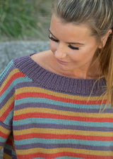 Vierfarbiger, gestreifter Pullover 